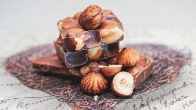 dark chocolate with macadamia nuts
