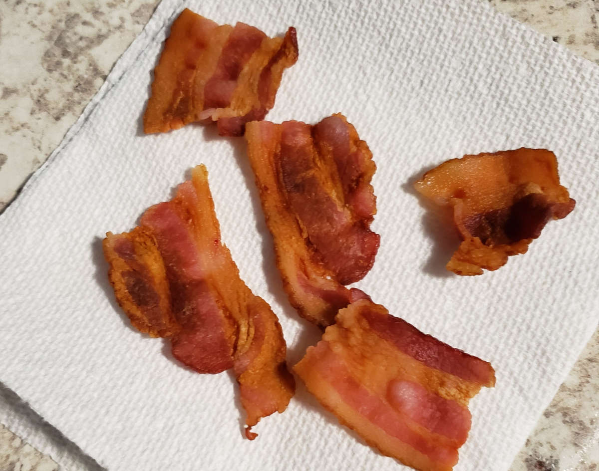 Bacon Chips: Incredibly Fast and Easy Low Carb Keto Chip